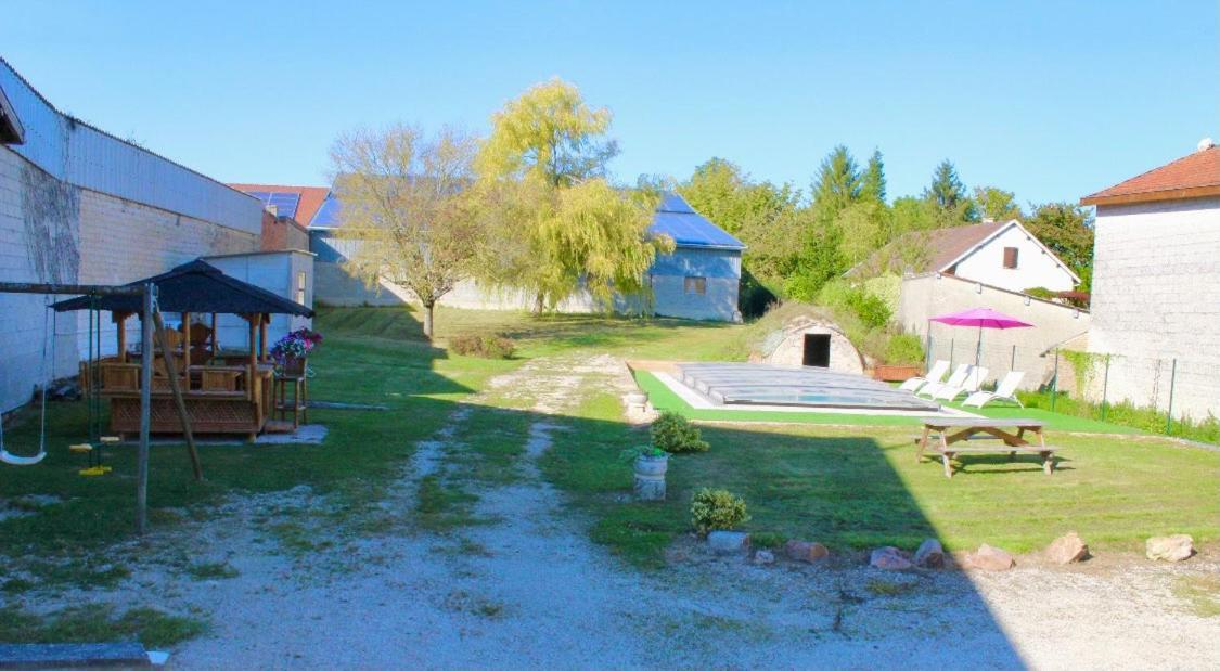 Chambres D'Hotes Aux Portes Des Tumuli Bussy-le-Chateau Exterior photo